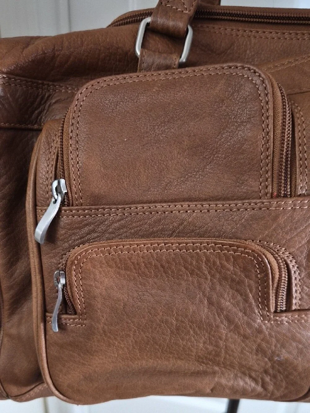 Viosi Piel Leather Duffel Bag with Multiple Pockets Front, Side, Back & Bottom